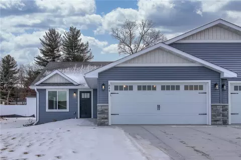 844 Glacier Dr, Altoona, WI 54720