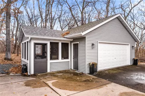 e4455 Pinewood Circle, Eleva, WI 54738 photo 21