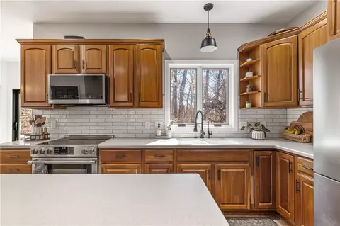 e4455 Pinewood Circle, Eleva, WI 54738 photo 11