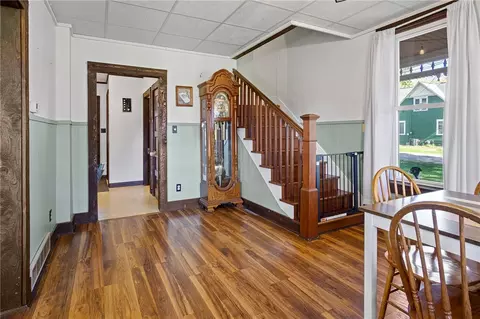 Entry Way - 703 Pine St, Withee, WI 54498 photo 2 of 3
