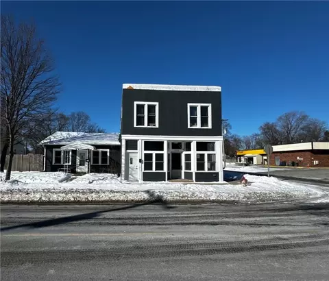 2760 3rd St #2, Eau Claire, WI 54703