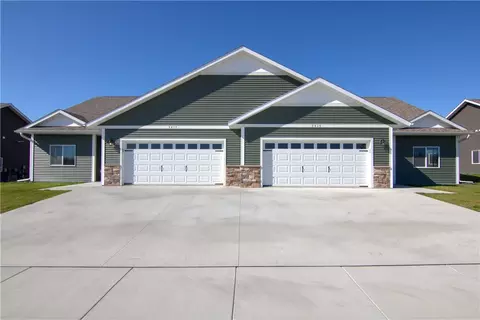 3417 Iris Dr, Eau Claire, WI 54703