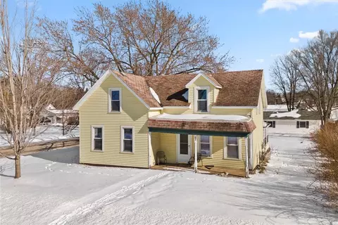 254 Court St S, Prescott, WI 54021