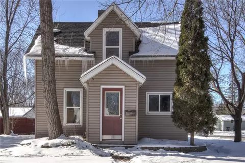 1431 Wilson St, Menomonie, WI 54751