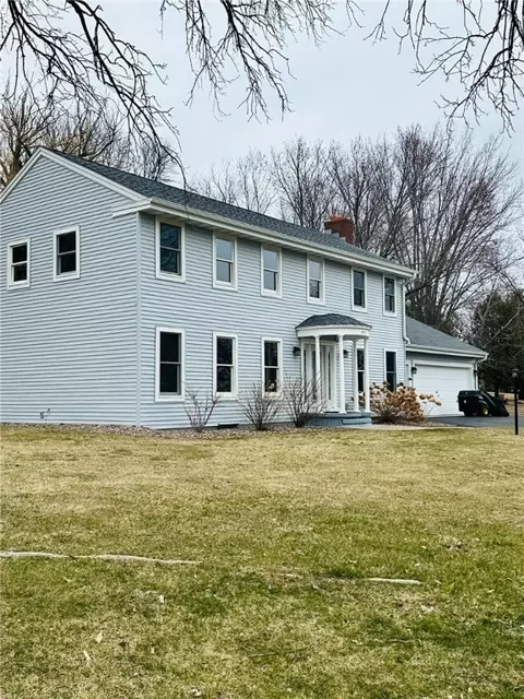 1415 W Marshall St, Rice Lake, WI 54868