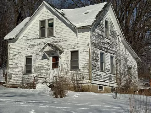 703 7th St, Prairie Farm, WI 54762