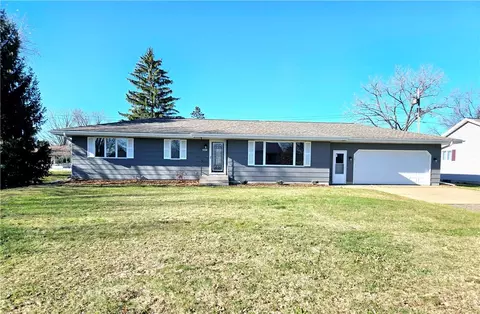 35913 Maple St, Independence, WI 54747