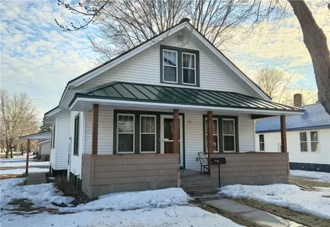 603 W Elm St, Chippewa Falls, WI 54729