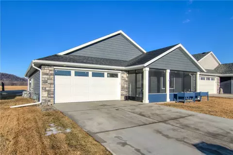 930 Freedom Ave, Wabasha, MN 55981