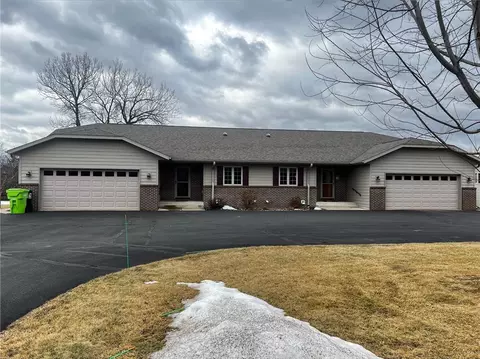 9786 162nd St #18, Chippewa Falls, WI 54729