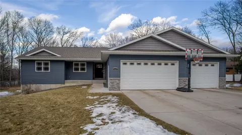 824 Rusty Ct, Altoona, WI 54720