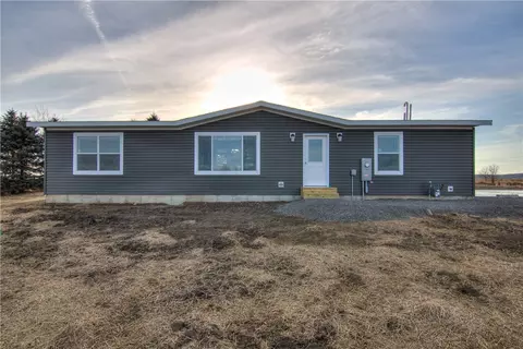 136 Meadowview Dr, Alma Center, WI 54611