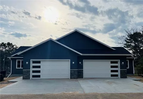 868 17th St SE, Menomonie, WI 54751