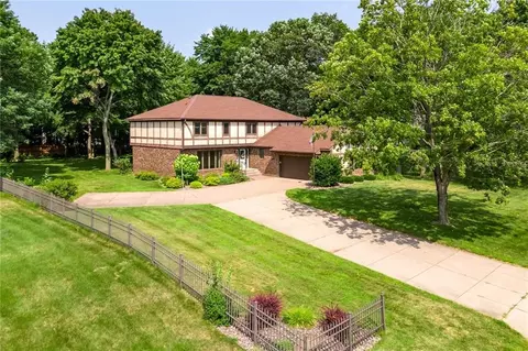 614 Westwood Dr, Chippewa Falls, WI 54729