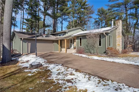 2214 Frona Pl, Eau Claire, WI 54701