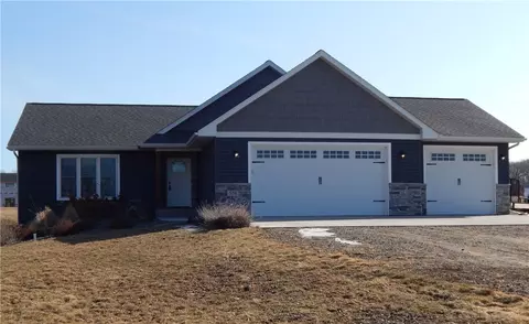 558 230th St, Osceola, WI 54020