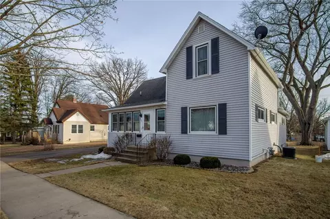 328 E 4th Ave, Stanley, WI 54768 photo 3