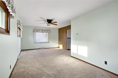 328 E 4th Ave, Stanley, WI 54768 photo 18