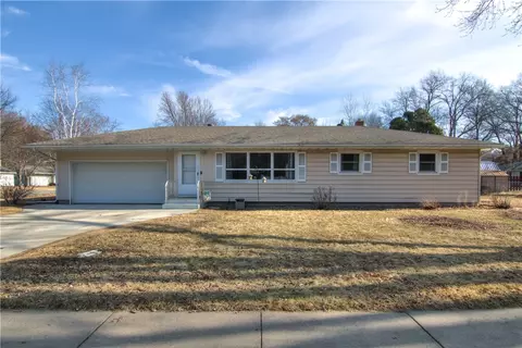 3408 Potter Rd, Eau Claire, WI 54703
