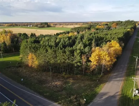 789 29 12 Ave, Barronett, WI 54813