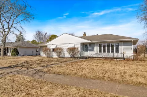304 W Tyler Ave, Eau Claire, WI 54701