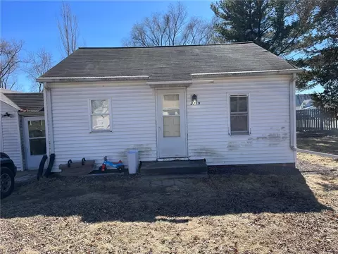 2219 Fenner St, Eau Claire, WI 54703