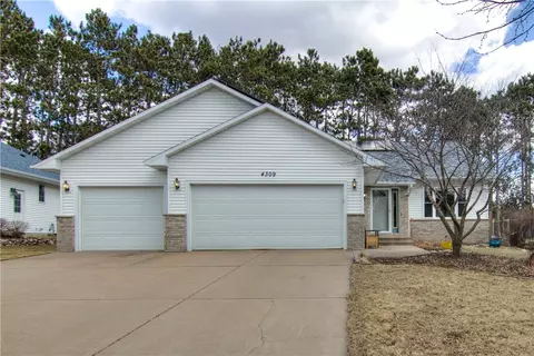 4309 Pine Meadow Dr, Eau Claire, WI 54701