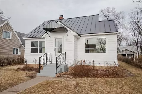 1133 Barron St, Eau Claire, WI 54703