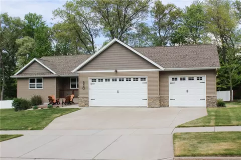 820 Rusty Ct, Altoona, WI 54720