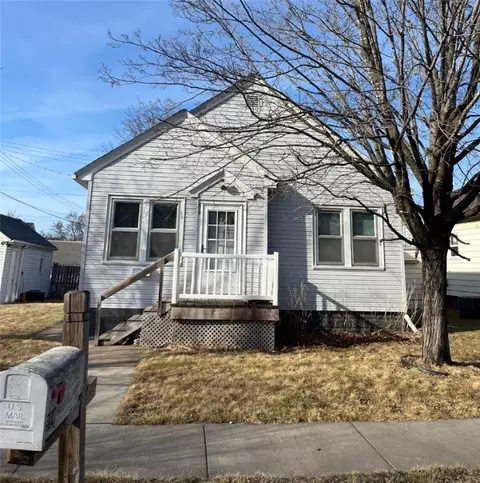 910 Platt St, Eau Claire, WI 54703