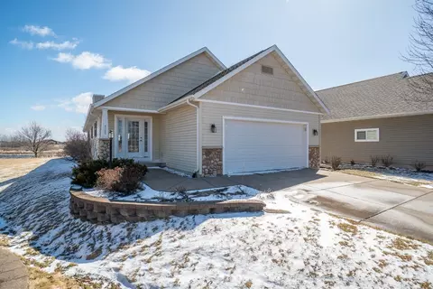 5107 Renee Ct, Eau Claire, WI 54703