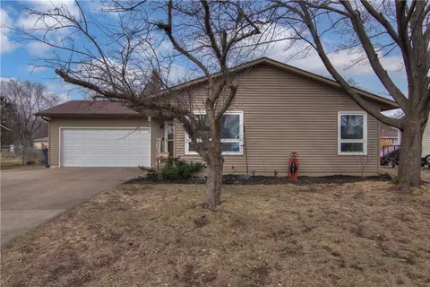 1513 Howard Ave, Eau Claire, WI 54703