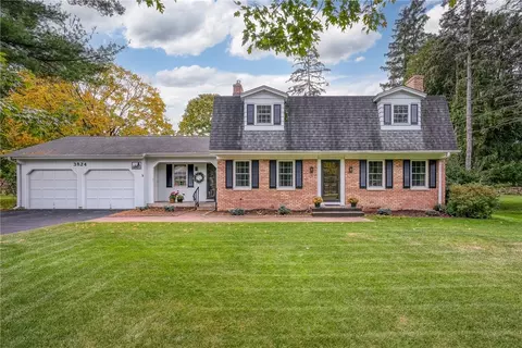 3824 Claymore Ln, Eau Claire, WI 54701