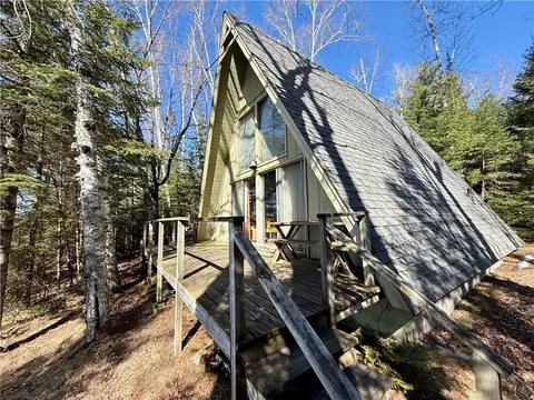 8796 W Branchford Dr, Hayward, WI 54843