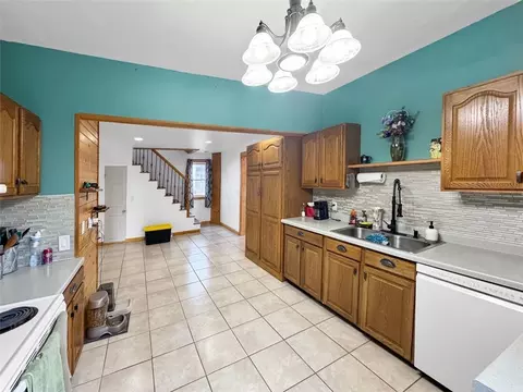 136 E 6th Ave, Stanley, WI 54768 photo 9