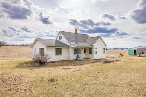 14211 W Kindschy Rd, Osseo, WI 54758