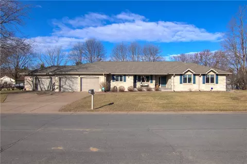 3152 Hope Ave, Eau Claire, WI 54703