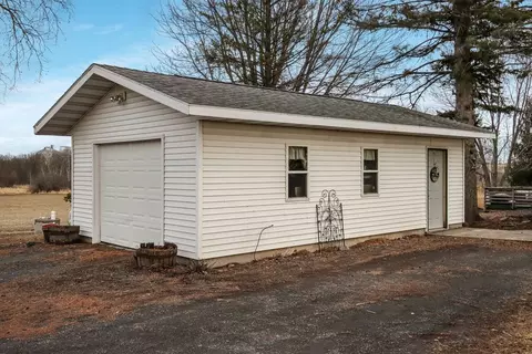 8283 345th St, Stanley, WI 54768 photo 7