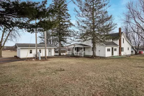 8283 345th St, Stanley, WI 54768 photo 3