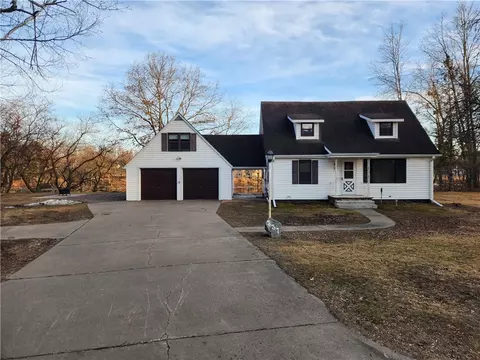 337 River St, Black River Falls, WI 54615