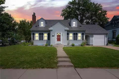 907 3rd Ave, Eau Claire, WI 54703