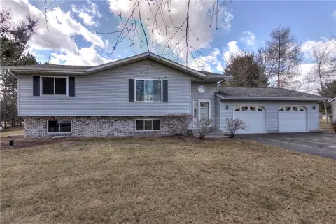 9826 172nd St, Chippewa Falls, WI 54729