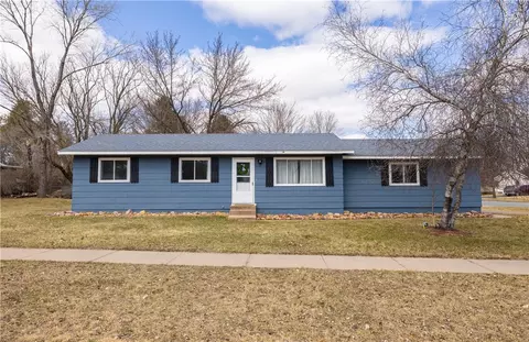 1202 Fairmont Ave, Eau Claire, WI 54703