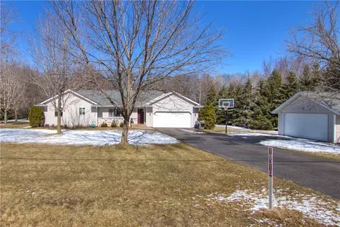 18310 50th Ave, Chippewa Falls, WI 54729