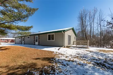 11 S Lake St, Luck, WI 54853