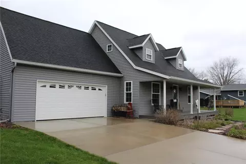 14019 2nd St, Osseo, WI 54758