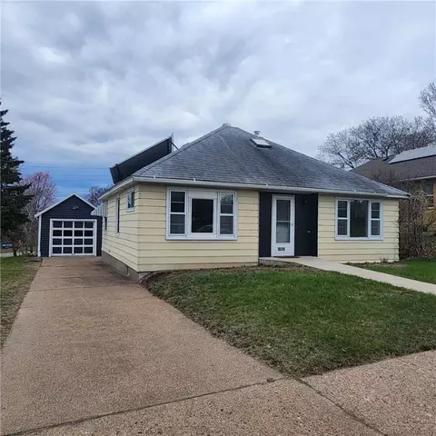 1020 Dodge St, Eau Claire, WI 54701