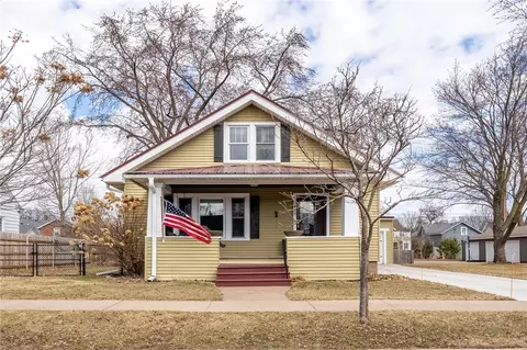 428 W Cedar St, Chippewa Falls, WI 54729