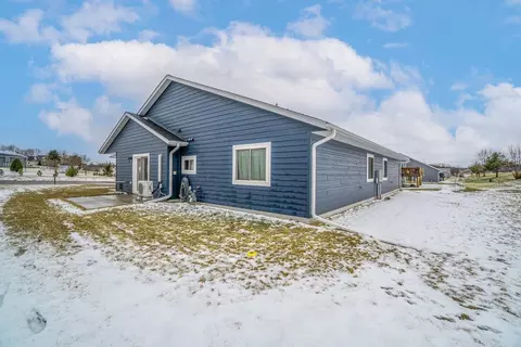 Exterior - 2201 2nd Ave, Bloomer, WI 54724 photo 3 of 5