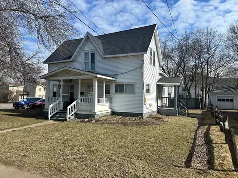 1205 Graham Ave #1, Eau Claire, WI 54701